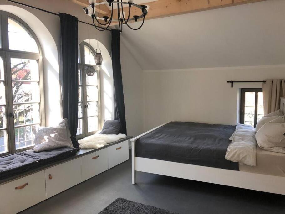Neues Gesindehaus Villa Rotha ภายนอก รูปภาพ
